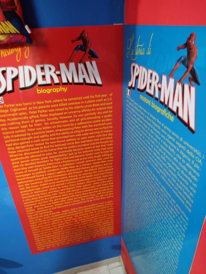 Spiderman House Hotel CTA Exterior foto