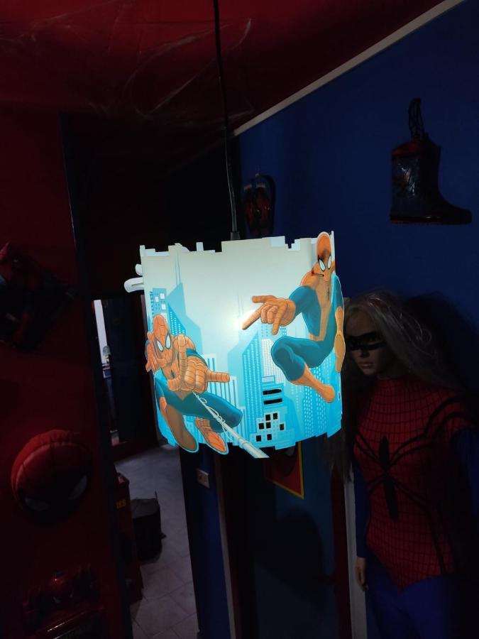 Spiderman House Hotel CTA Exterior foto
